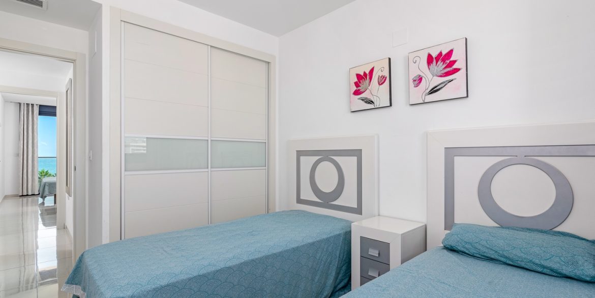 o_1j6aqlghg2va1lcbgmp8ih1jk03u