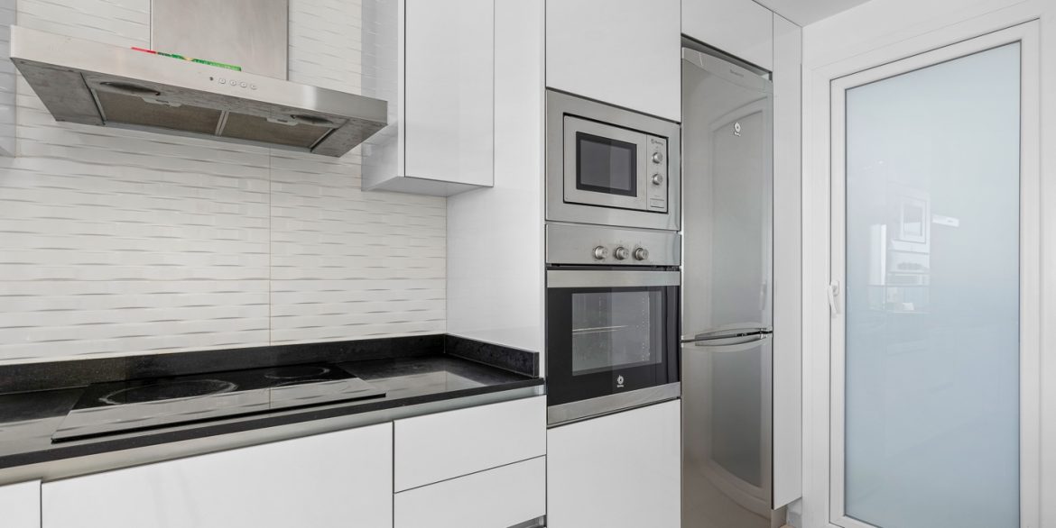 o_1j6aqlghg3u91geg1ujp129k1gvg3l