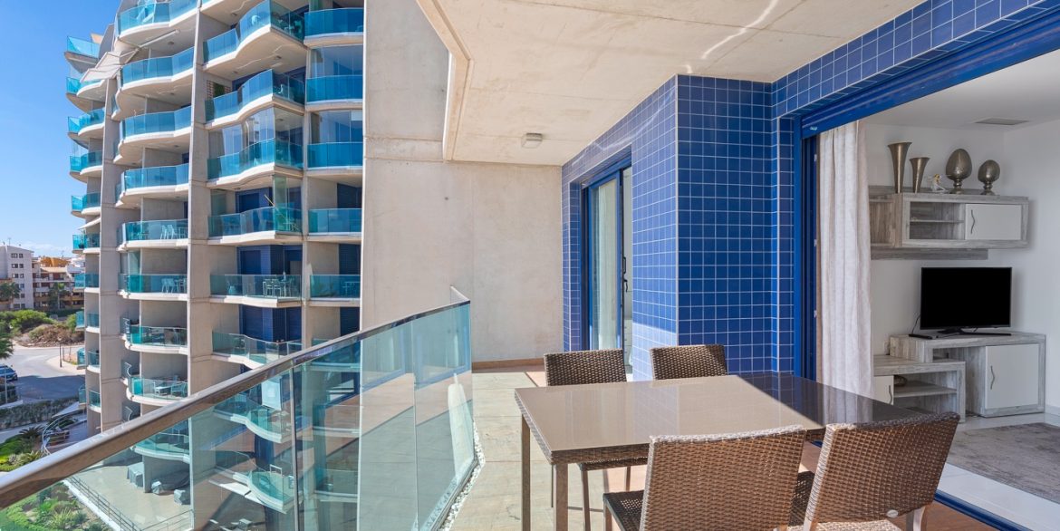 o_1j6aqlghg9tn8sm1cq27hvf593c