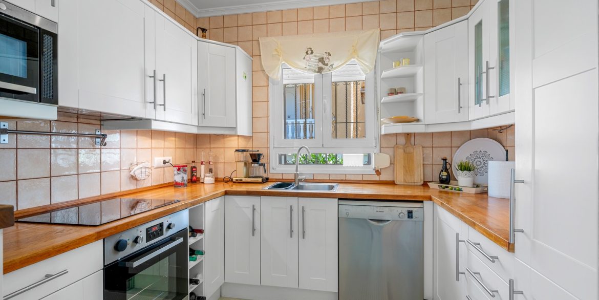 o_1j6ddk1e014ke1rd107q849kjv40