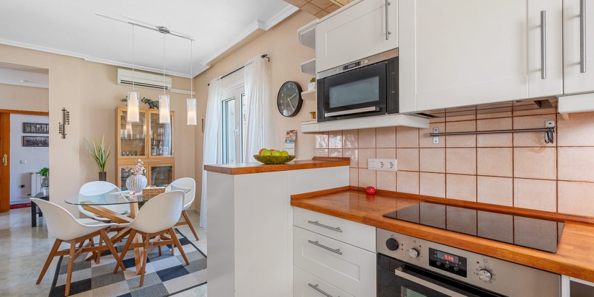 o_1j6ddk1e014sb8fk1d3qj4fgl41