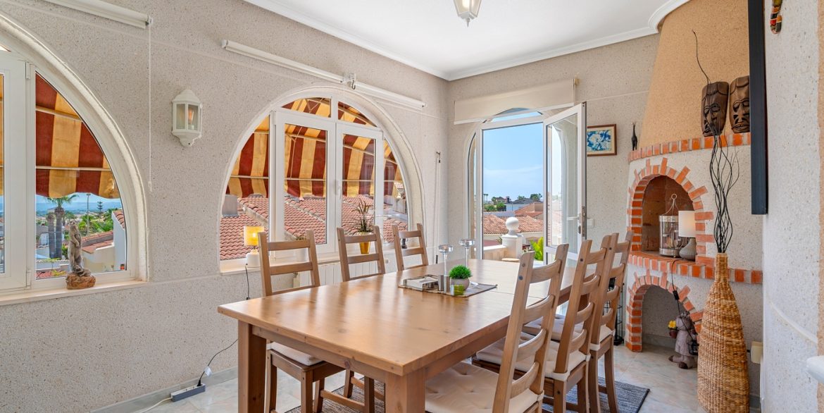 o_1j6ddk1e01qrm183k19ig17j0smv3u