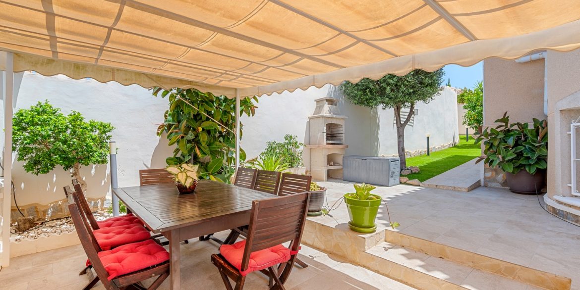 o_1j6ddk1e0jje1hgjn8n1gp61pb836