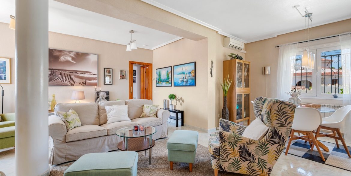 o_1j6ddk1e0qri7841rurh7i1q9545