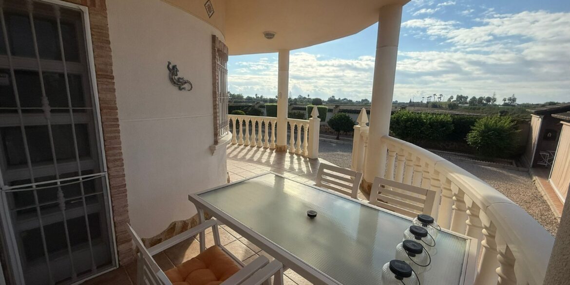 o_1j6fsr4ft1ogpg5d1784mjobkv3u