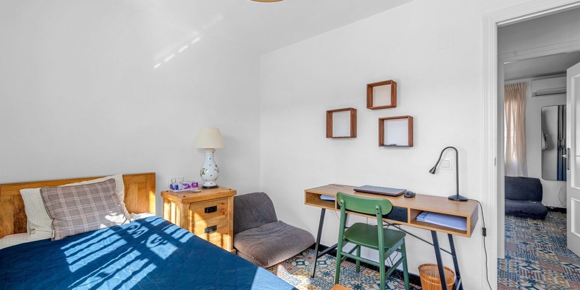 o_1j7f0aeh6gvf1ghildr1feq1g4v2u