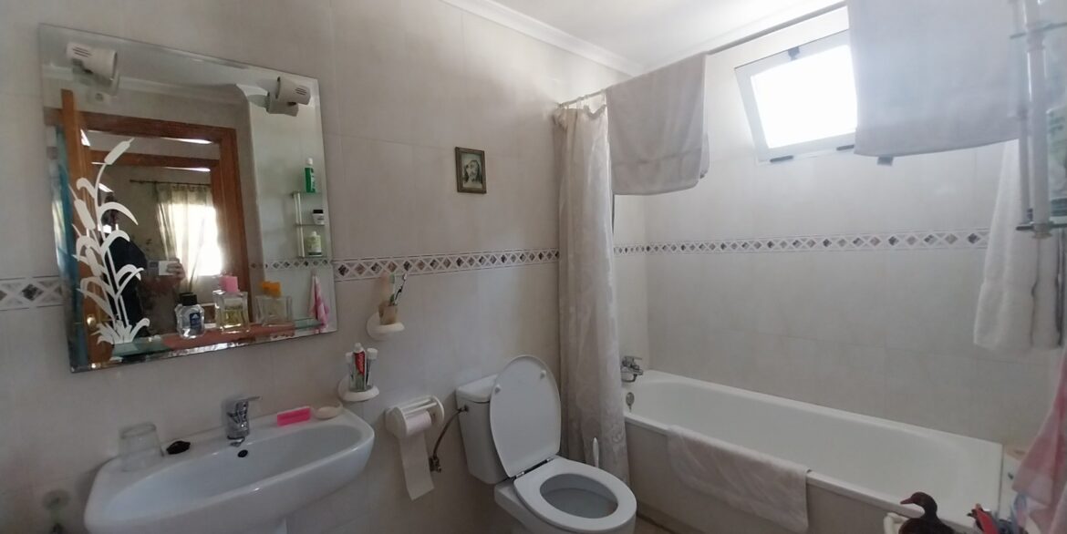 o_1j7okob3cv5d1o3amvc79huln26