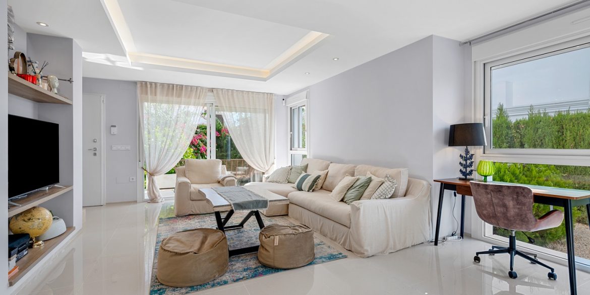 o_1j80l3sepilh150au7cqqpr8i2q