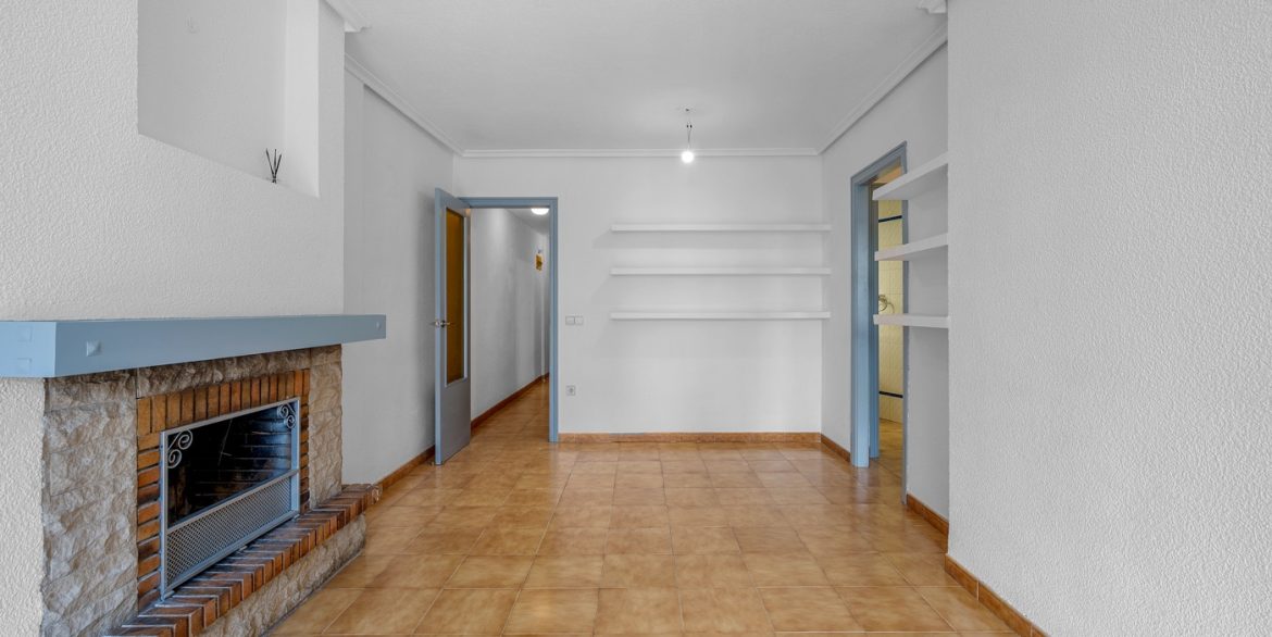 o_1j810j3lo1520nn2b8q1liqrcd2i