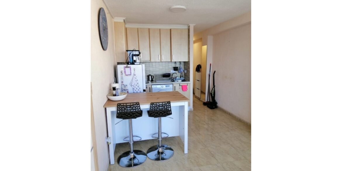 o_1j82vr0um18g5r7pvb01hf41i692d