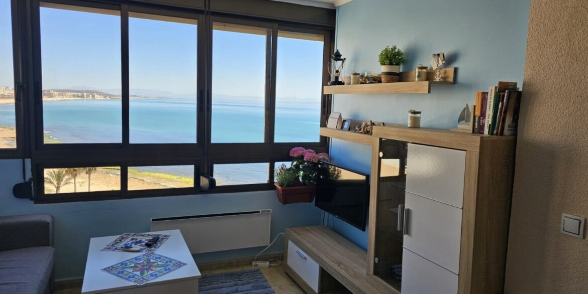 o_1j82vr0umhihn2kpkp1ocv1fpn2j