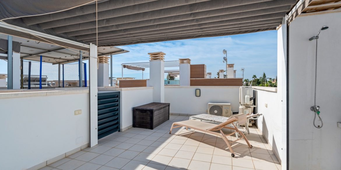 o_1j85ktktprfa156uhds7k5vgv44