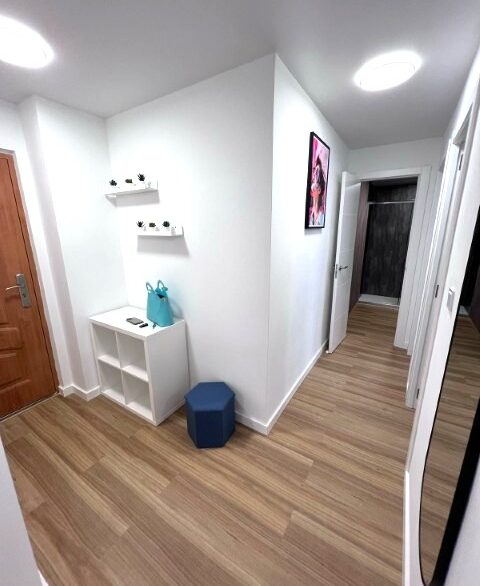 o_1j85lrp2a11vj1ff31kn0fa2ca328