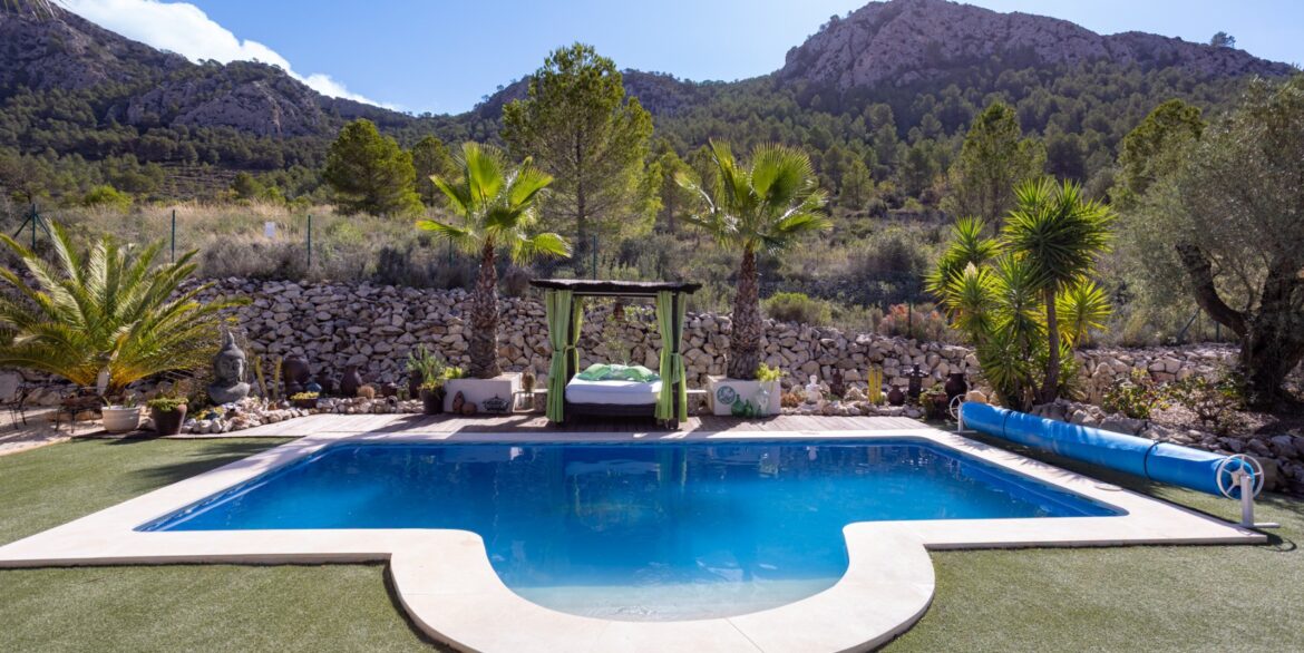 o_1j882p0n81eee1soq1dttub3ibn44