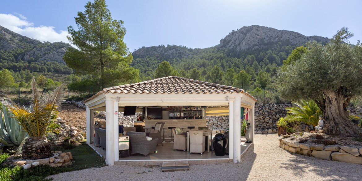 o_1j882p0n81kv411f51obqg891ocv4e