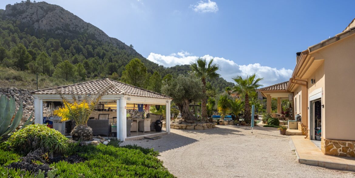 o_1j882p0n81s3v1d7beiu1o8dof64c