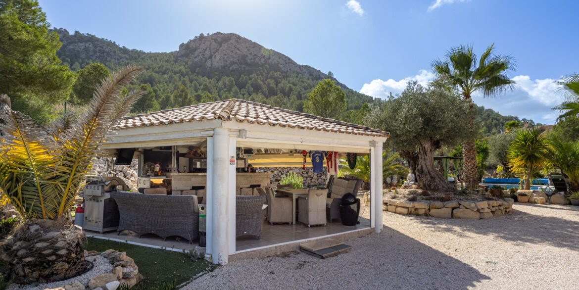 o_1j882p0n8hjk15q1mn61la31tj4b