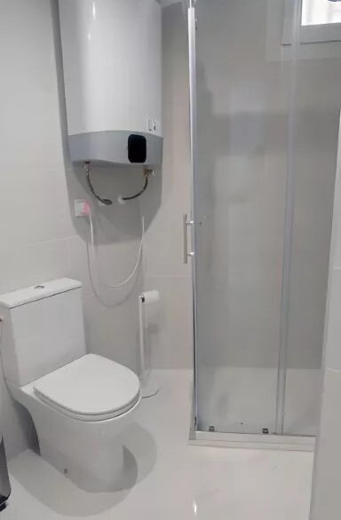 o_1j885i9tk162210ft1081brn4mq2c