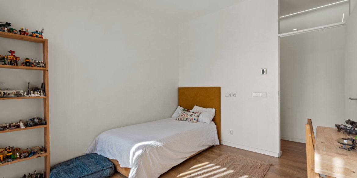 o_1j9500e9k5h111hj1udb1ffr1gr3r