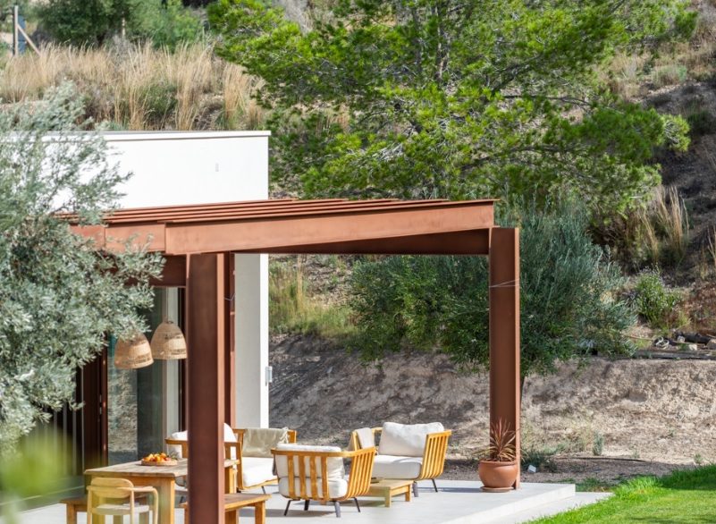 o_1j9500e9kipj137tg4eoeq1a0i56