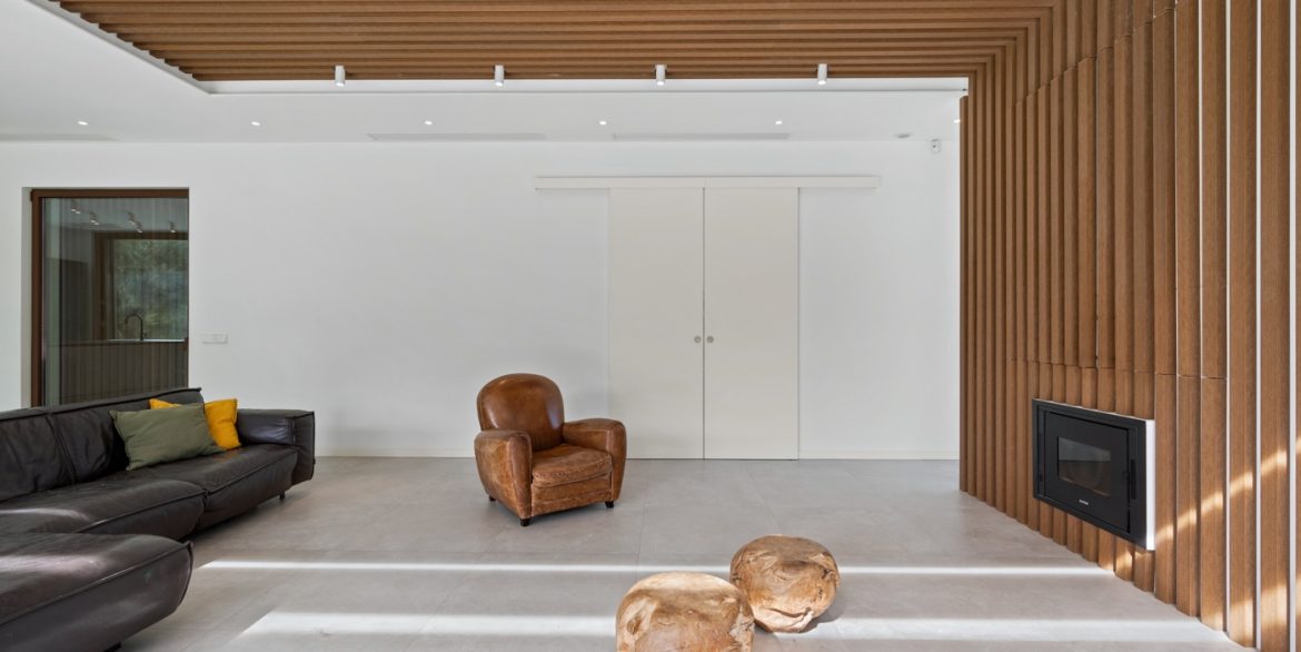 o_1j9500e9kp8p8lb63imgrdh4c