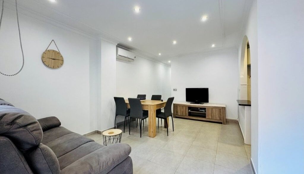 o_1j99ood8haan13lnvj714ni131v27