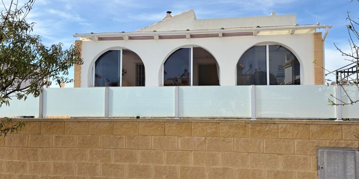 o_1j9f8saqu135tctds0i10989a75c