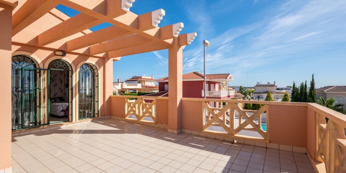 o_1ja0ukjtq1p2mocb1eci1s1k2vu2v