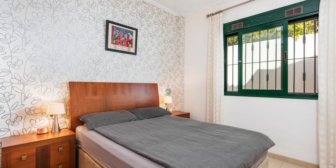 o_1ja0ukjtq4ot1mqt1od98qn167s2i