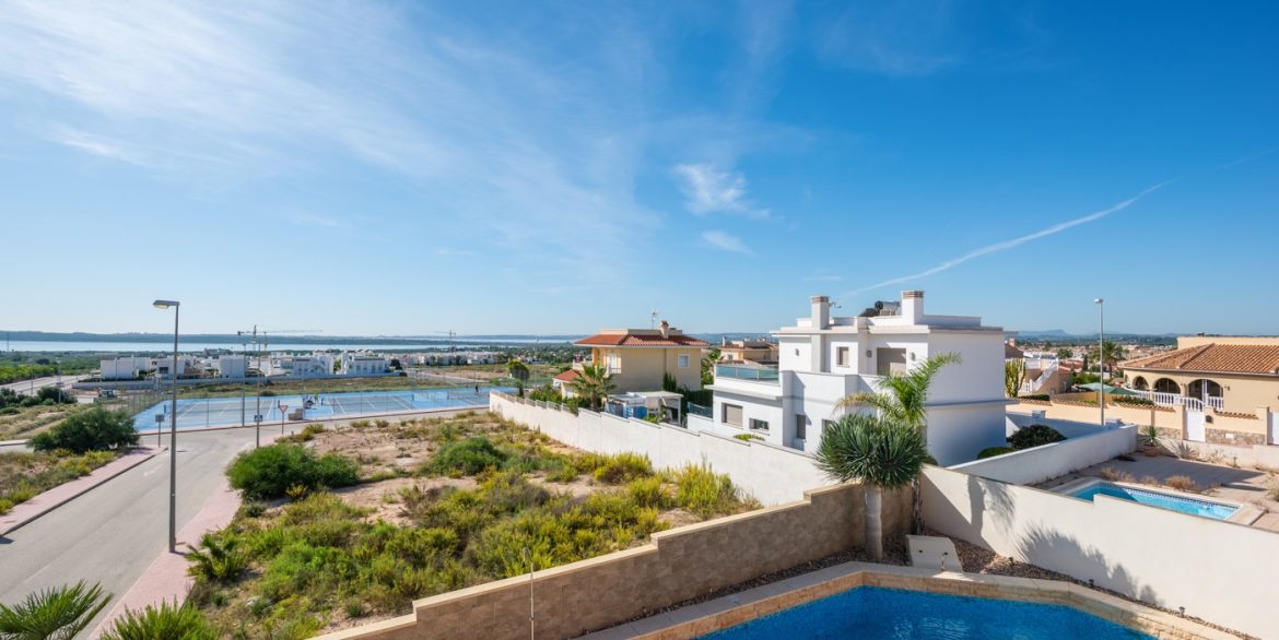 o_1ja0ukjtqdf21qfj1od01okkcfq32