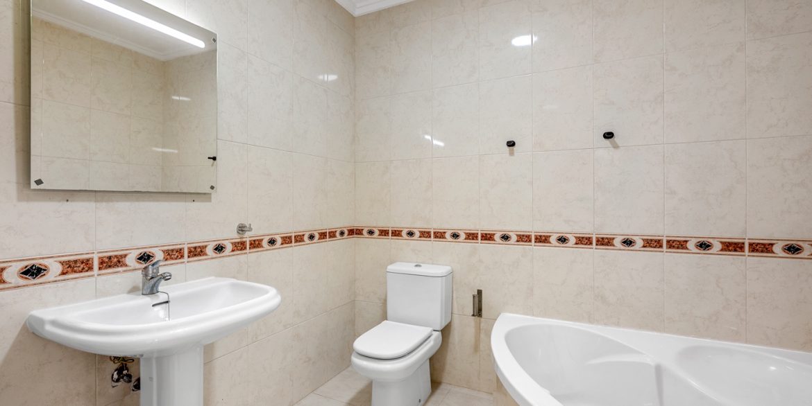 o_1jac7gncp1hri1hi7d2c11gbu8n2k