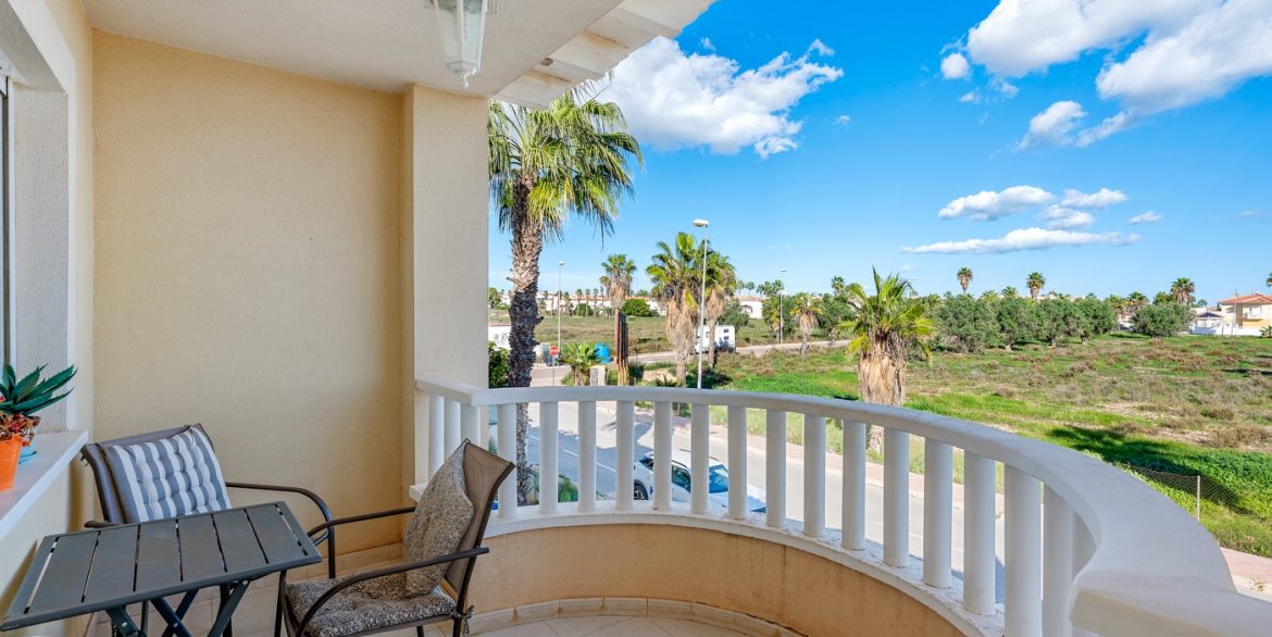 o_1jac7gncp1uuhru5a0i1ooo141r35