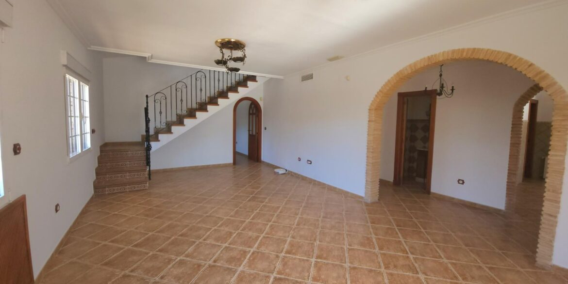 o_1javnjdfaob3n0v1446igd1bqb3d