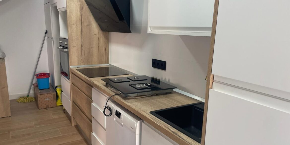 o_1javqp7f2ts1l8g7kcgdj1v4223