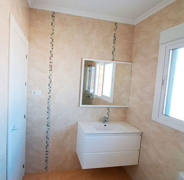 o_1javvf4761tfq1q3l1kl1470e442p