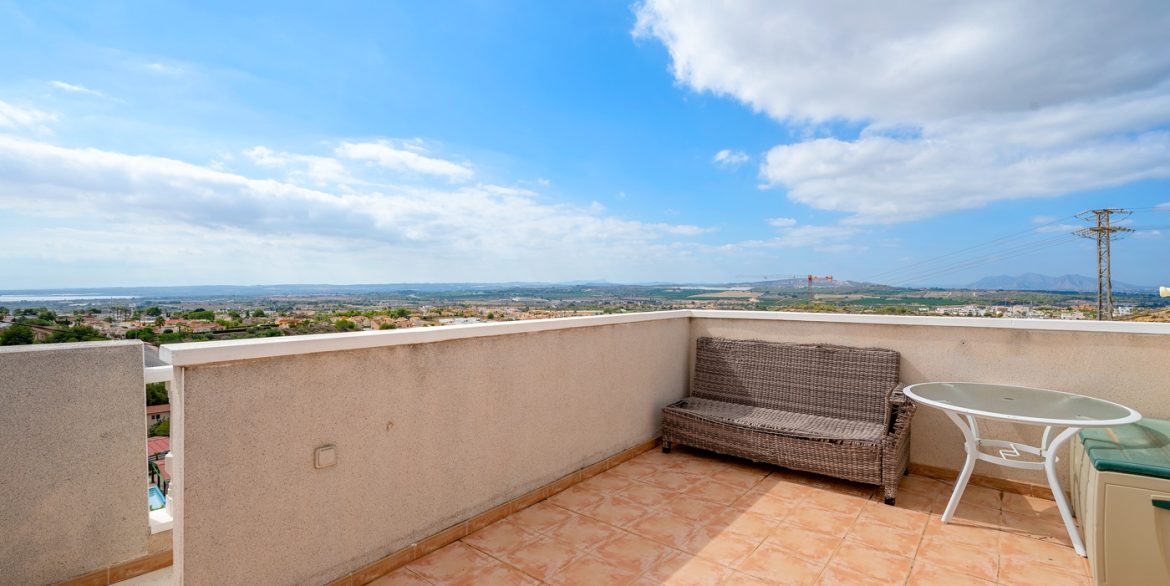 o_1jb000h52ldh1j61vue15iqpct5j