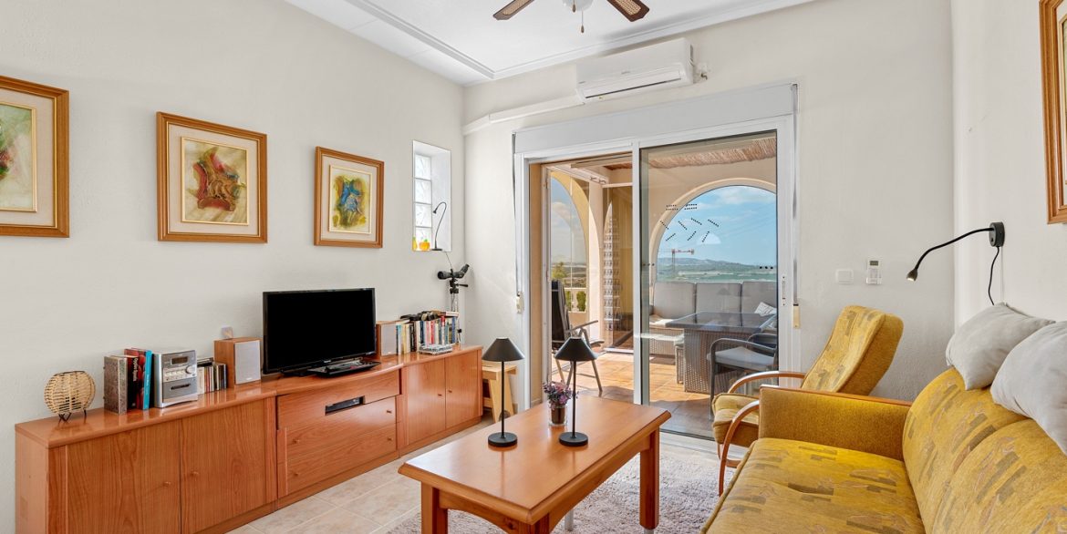 o_1jb000h531a6f7ui12nu4tp12g569