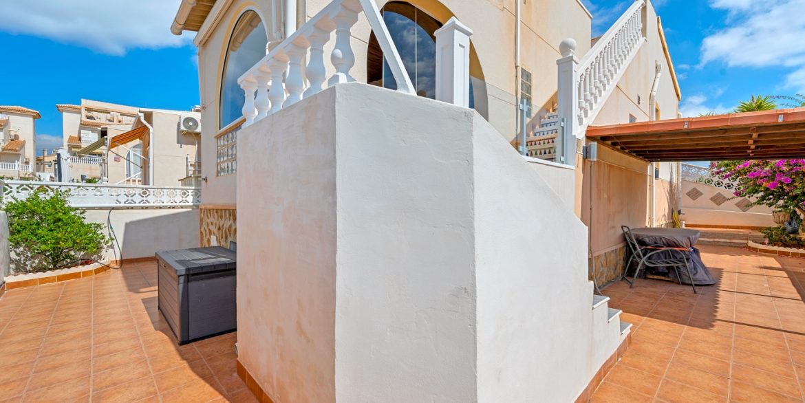 o_1jb000h537dfqm51i3s58iaod5r