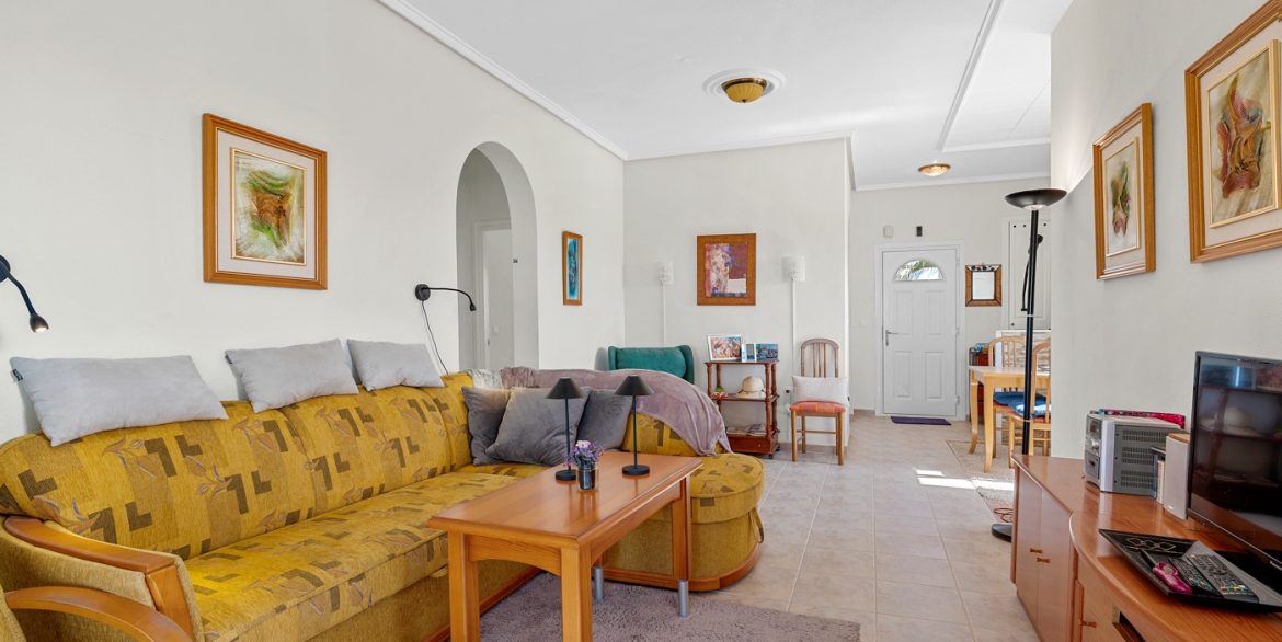 o_1jb000h53pvl1mq837m14k01m1q6h