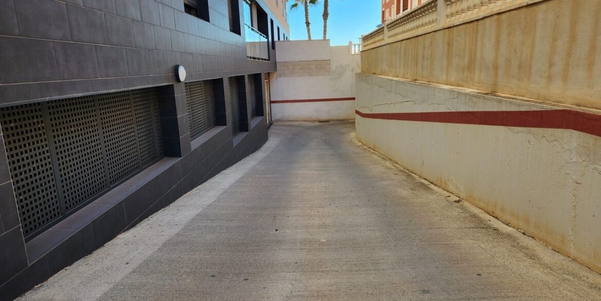 o_1jbkdnnvr1qv6a471khditk1bac28