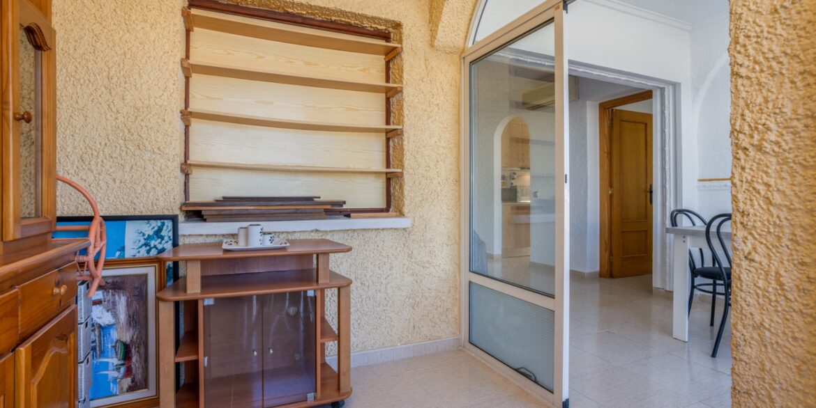 o_1jcr5mqlt8jg110c11hk104inpc3k