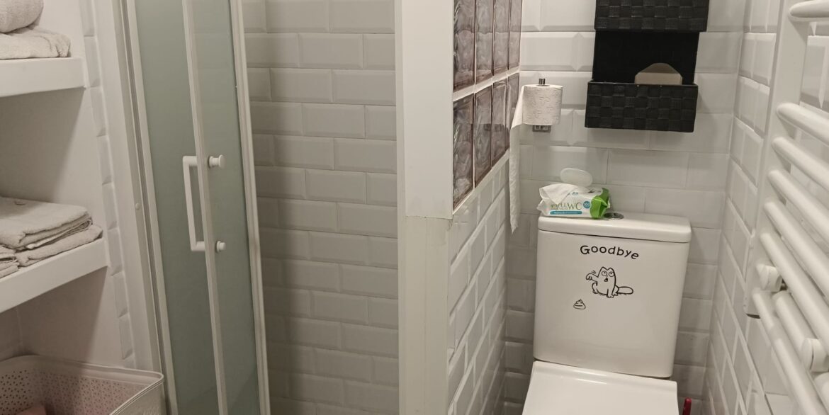 o_1jcrhk1511nv539s366tbaaeg2n