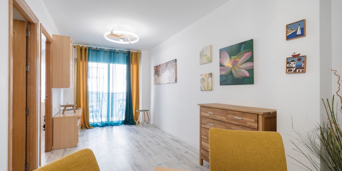 o_1jd595qq7v5b1cl55vsto01hek33