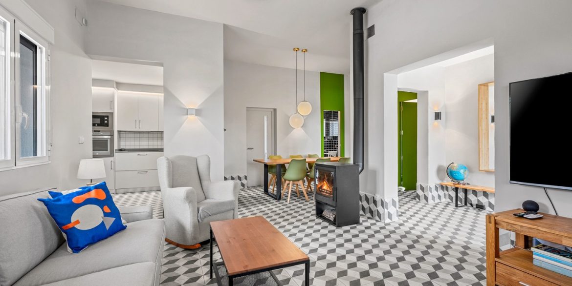 o_1je7lv8jb11gs18kg1bol1kr71vmb35