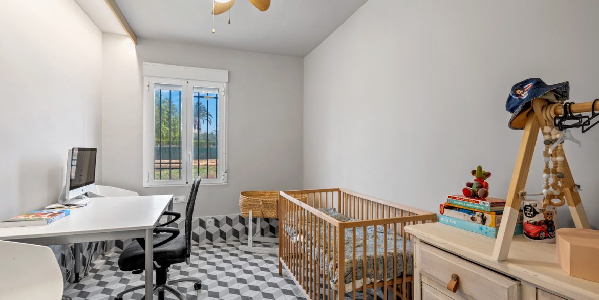 o_1je7lv8jb18hbua61onuqrfer13f