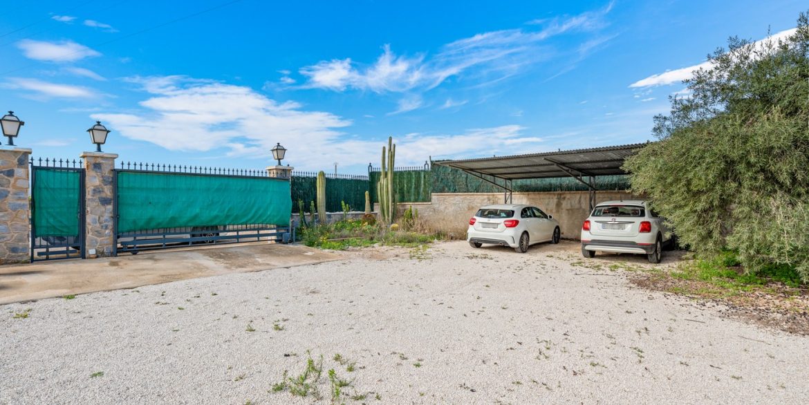 o_1je7lv8jb1fsb12371v921btuv453c