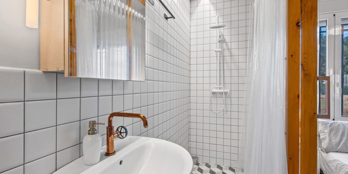 o_1je7lv8jbktn11g642b1loqsra3v