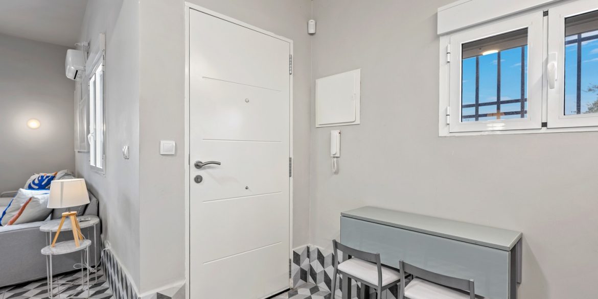 o_1je7lv8jbuvf1lra136s1m40184h46