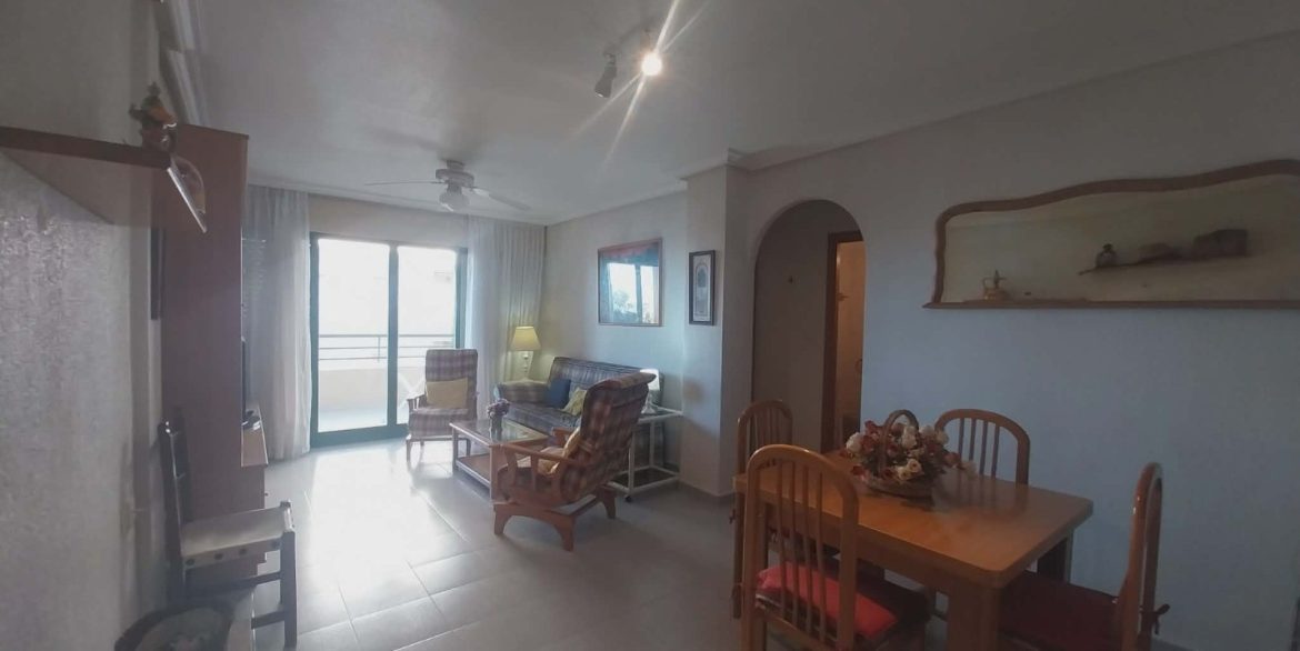 o_1jeopd19719cm54fm0k138h11rn34