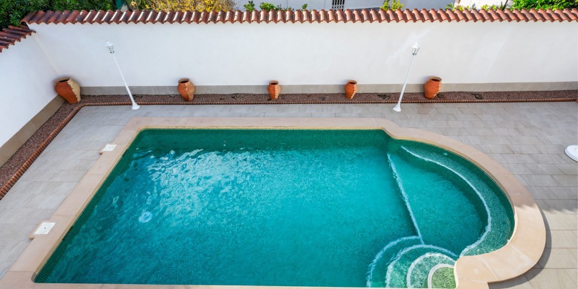 o_1jere9plhbam1e0o1ejm4aj16ei3v